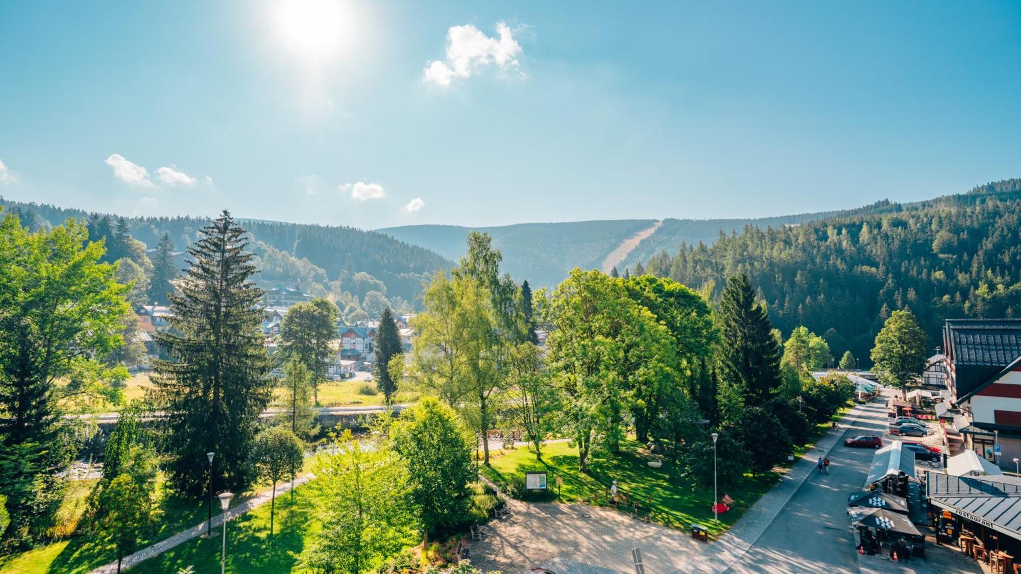 Savoy Hotel Spindleruv Mlyn Exterior photo